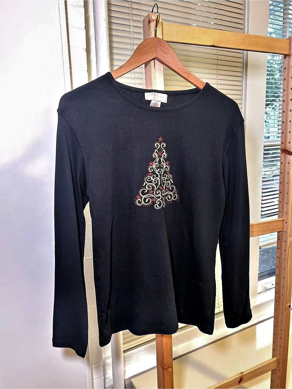 M &C Sportswear Long Sleeve Embroidered Christmas Tree Black Shirt size Large